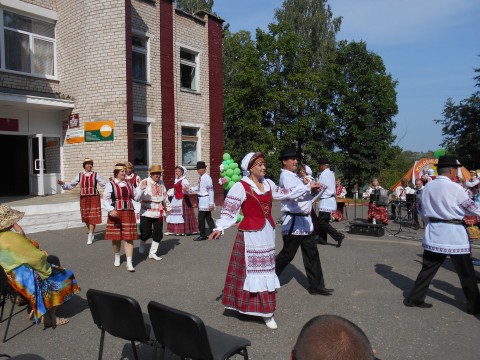 v-beshenkovichax-v-kanun-pervomaja-sotoitsja-torzhestvennoe-otkrytie-doski-pocheta-20382_1