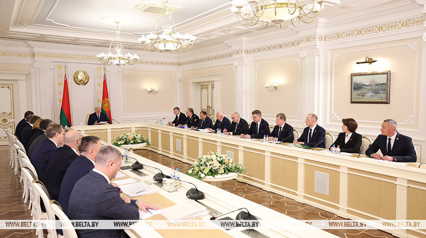 Lukashenko demands ban on payments linked to foreign gambling companies