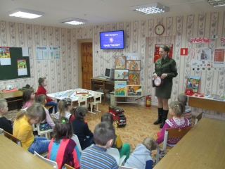 УРОК БЕЗОПАСНОСТИ В ИМИДЖЕВОМ ОБЪЕКТЕ МЧС