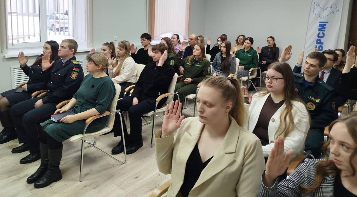 v-beshenkovichakh-izbrali-novogo-molodezhnogo-lidera_1