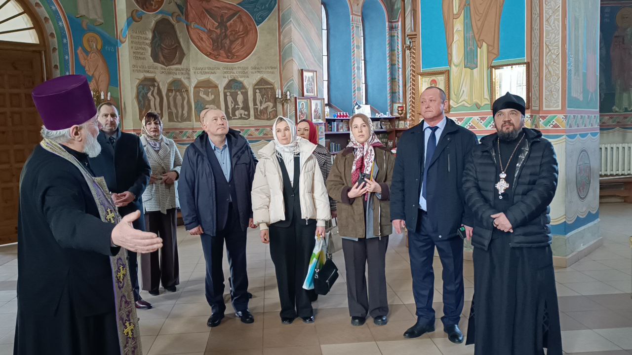 beshenkovichi-s-rabochim-vizitom-posetila-delegatsiya-vurnarskogo-okruga-chuvashii_12