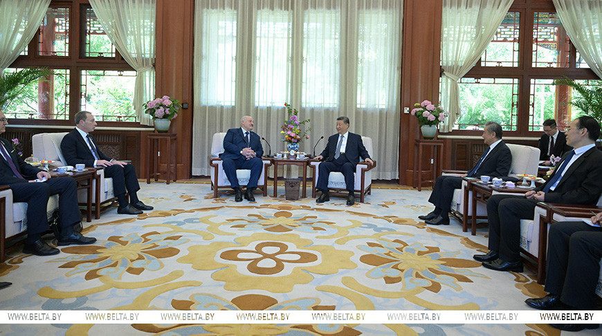Лукашенко: взоры многих государств обращены в Пекин