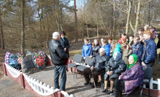 ПОЧТИЛИ ПАМЯТЬ УЗНИКОВ ФАШИСТСКИХ КОНЦЛАГЕРЕЙ