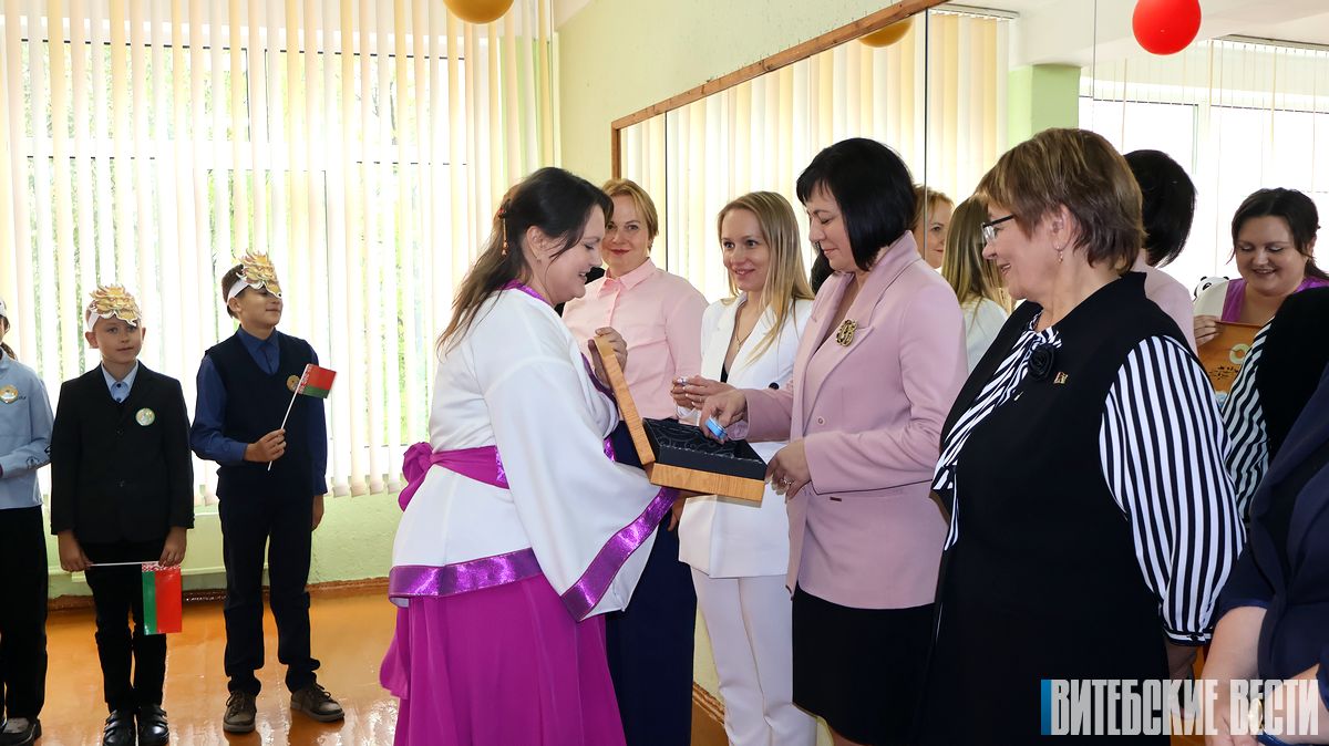 На базе СШ №8 Полоцка торжественно открылся первый центр по изучению китайского языка и культуры