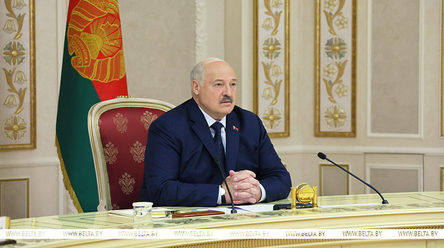 Лукашенко намерен спросить с правительства за "шалости" в вопросе справедливого ценообразования