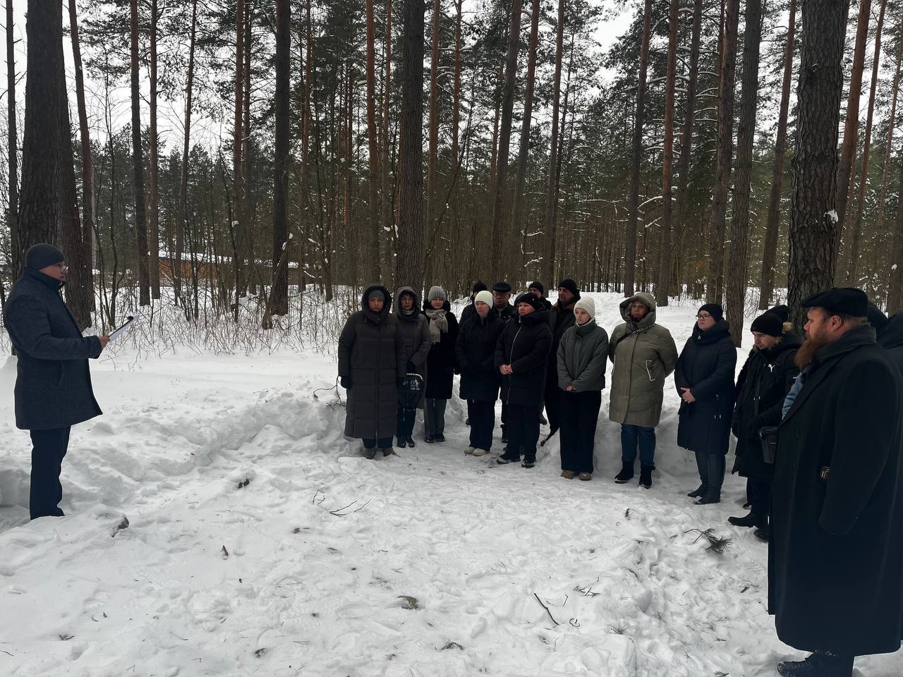 Бешенковичане собрались у братской могилы узников Бешенковичского гетто