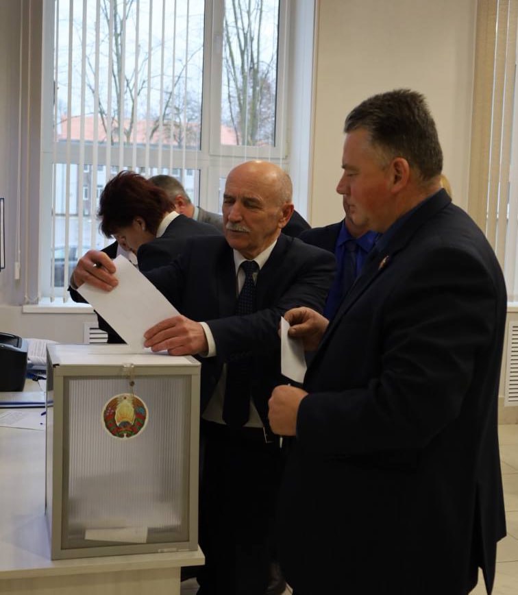 v-beshenkovichskom-rayone-izbran-novyy-predsedatel-rayonnogo-soveta-deputatov_4