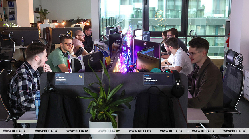 Communications minister talks about development of Belarusian IT sector, contribution to export