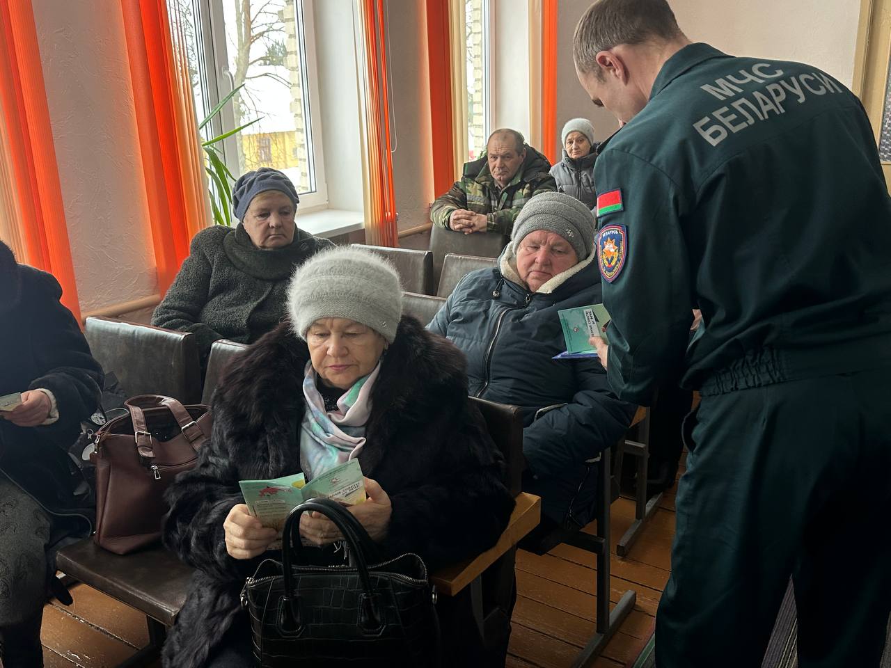 v-verkhovskom-i-verkhnekrivinskom-selsovetakh-proshli-skhody-grazhdan-s-uchastiem-mchs_3