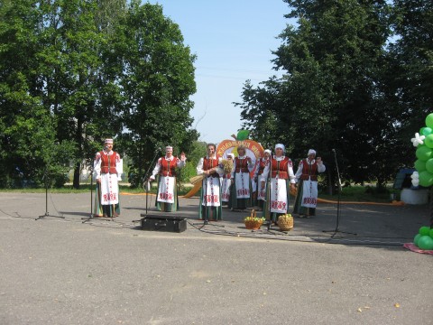 v-beshenkovichax-v-kanun-pervomaja-sotoitsja-torzhestvennoe-otkrytie-doski-pocheta-20382_3