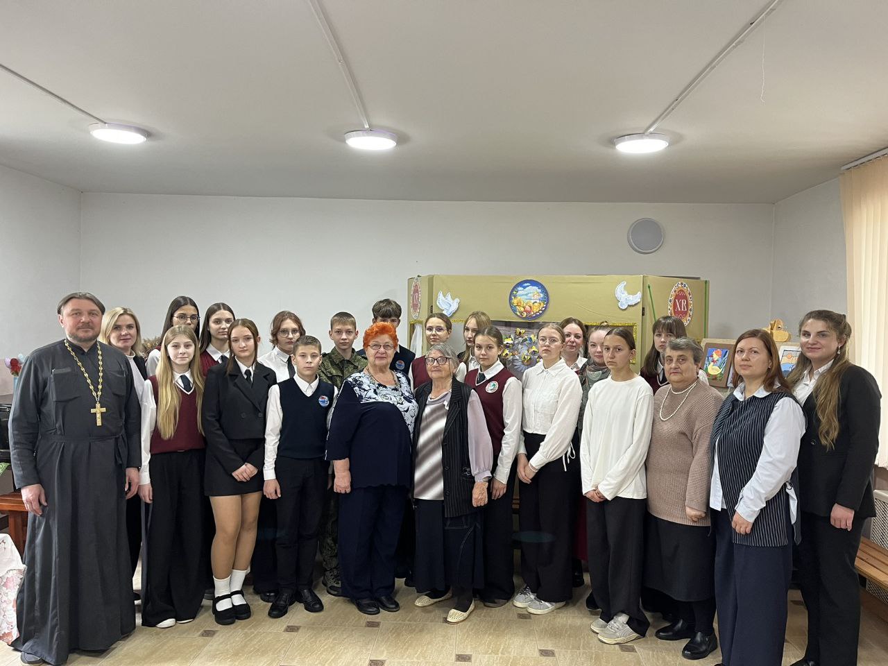 Межпоколенческая встреча прошла на базе Воскресной школы при храме Святого пророк Илии в Бешенковичах