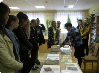 "ИЗВЕЧНЫХ КНИГ ЖИВЫЕ ДУШИ"