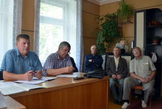 ПОГОВОРИЛИ О НАСУЩНЫХ ПРОБЛЕМАХ