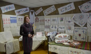 Выстава тканых і вышываных рэчаў "Уратаваныя скарбы" адкрылася ў Бешанковічах