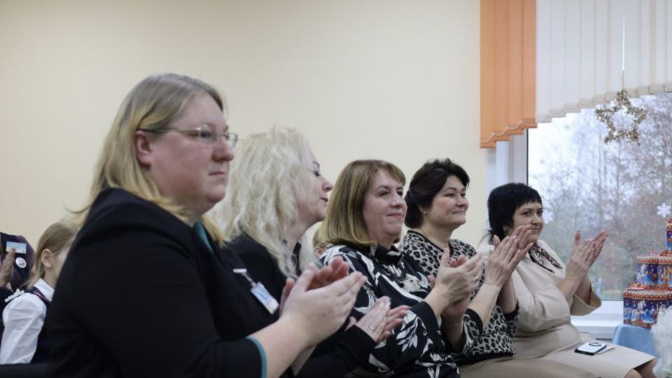 v-beshenkovichskom-rayone-dan-start-respublikanskoy-novogodney-blagotvoritelnoy-aktsii-nashi-deti_6