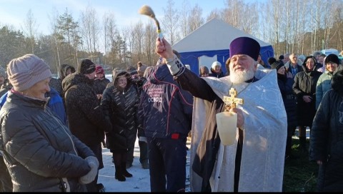 orthodox-believers-celebrate-epiphany-in-beshenkovichi_4