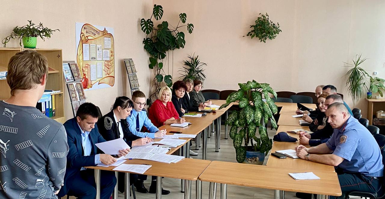 На выездном заседании КДН в Улльском колледже рассмотрены дела в отношении 7 учащихся