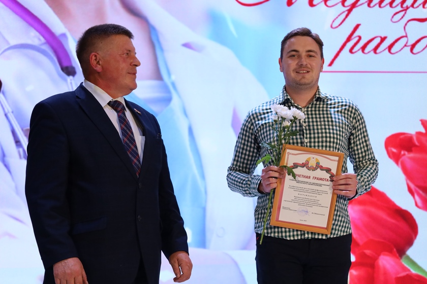 Лучших медиков Бешенковичского района чествовали на торжественном собрании в РЦК