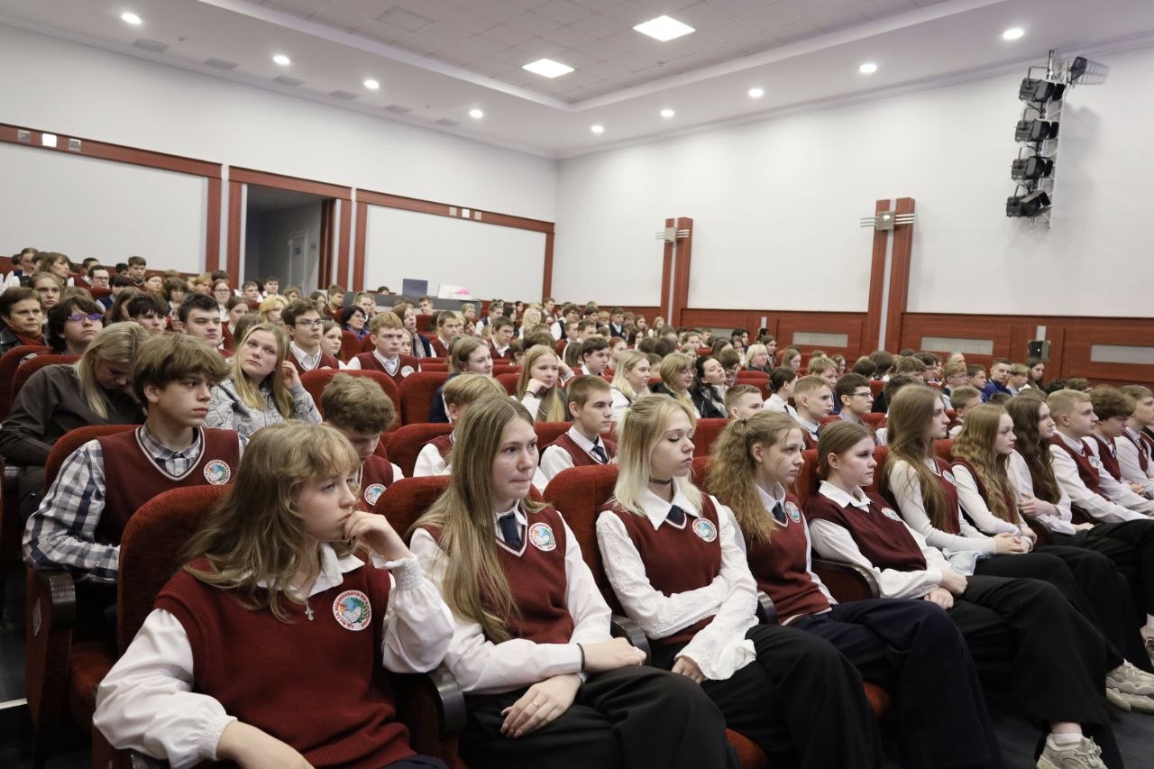 v-beshenkovichakh-proshla-respublikanskaya-molodezhnaya-yarmarka-vakansiy_4