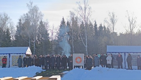 kreshchenie-gospodne-prazdnuyut-pravoslavnye-veruyushchie-v-beshenkovichakh_6