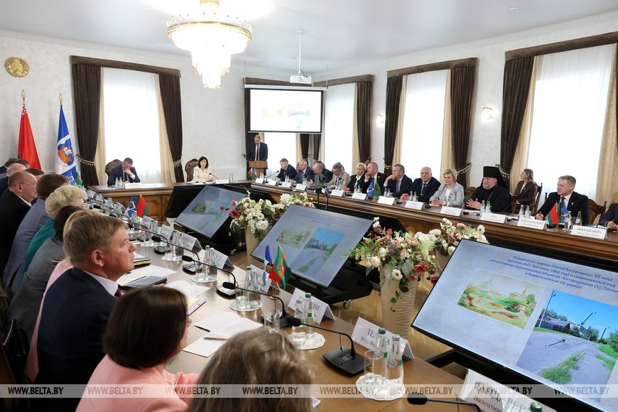 Выездное расширенное заседание Президиума Совета Республики проходит в Полоцке