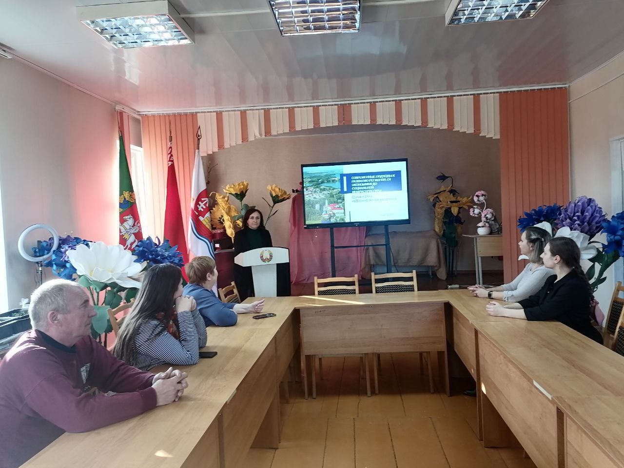 edinyy-den-informirovaniya-po-teme-sovremennye-podkhody-k-razvitiyu-regionov-ot-ekonomiki-do-sotsial_13