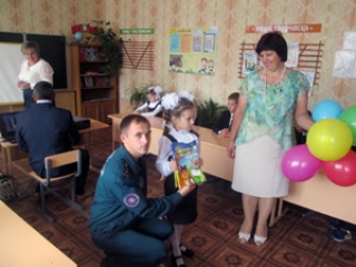 УРОКИ БЕЗОПАСНОСТИ ПРОШЛИ В БЕШЕНКОВИЧСКОМ РАЙОНЕ