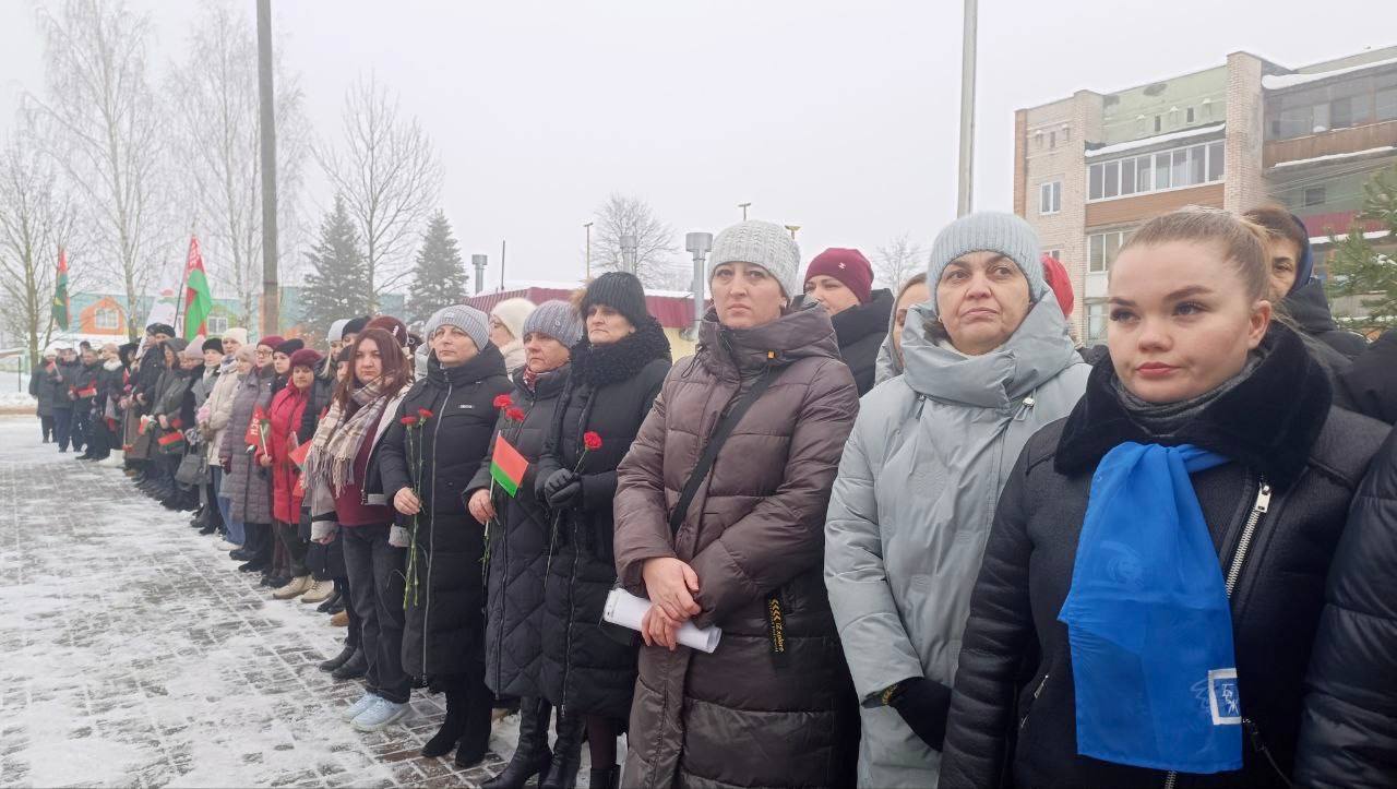 v-rayone-pochtili-pamyat-voinov-internatsionalistov_4