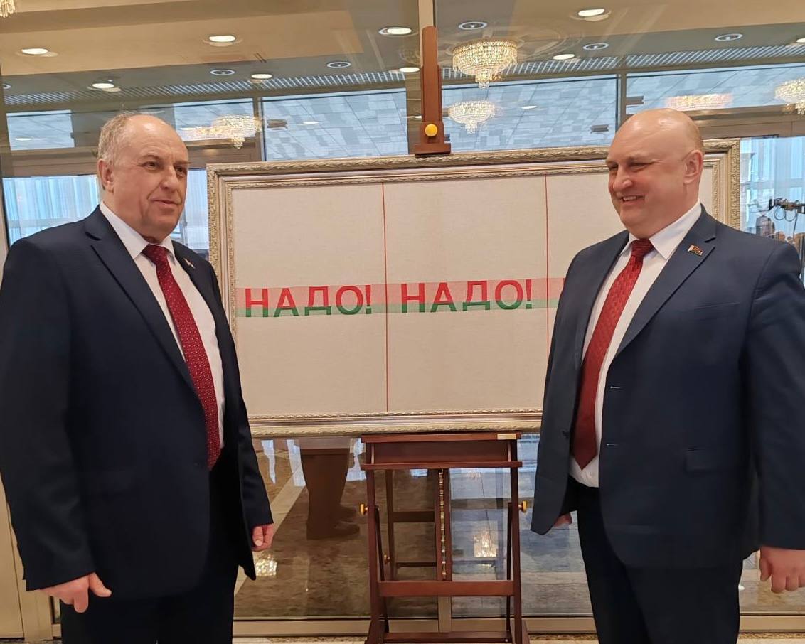 ФОТОФАКТ: Представители Витебской области уже во Дворце Независимости