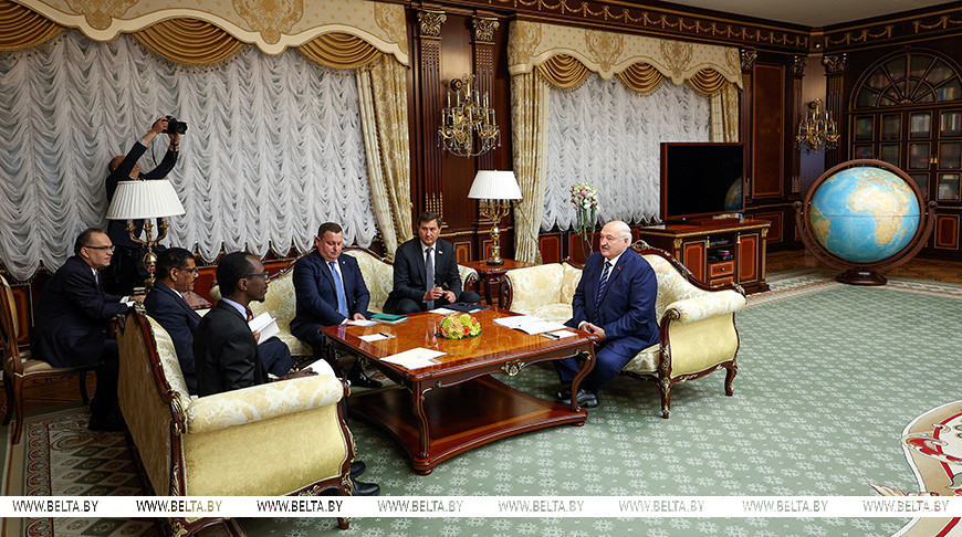 Лукашенко: Беларусь очень хочет активизировать сотрудничество с Эфиопией
