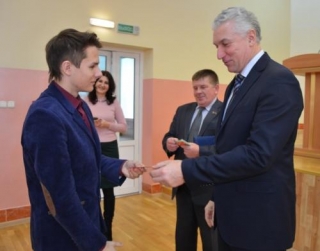 "Открытый диалог" с поколением NEXT