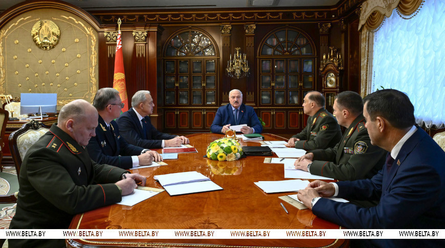 Совершенствование деятельности КГБ обсуждалось на совещании у Лукашенко