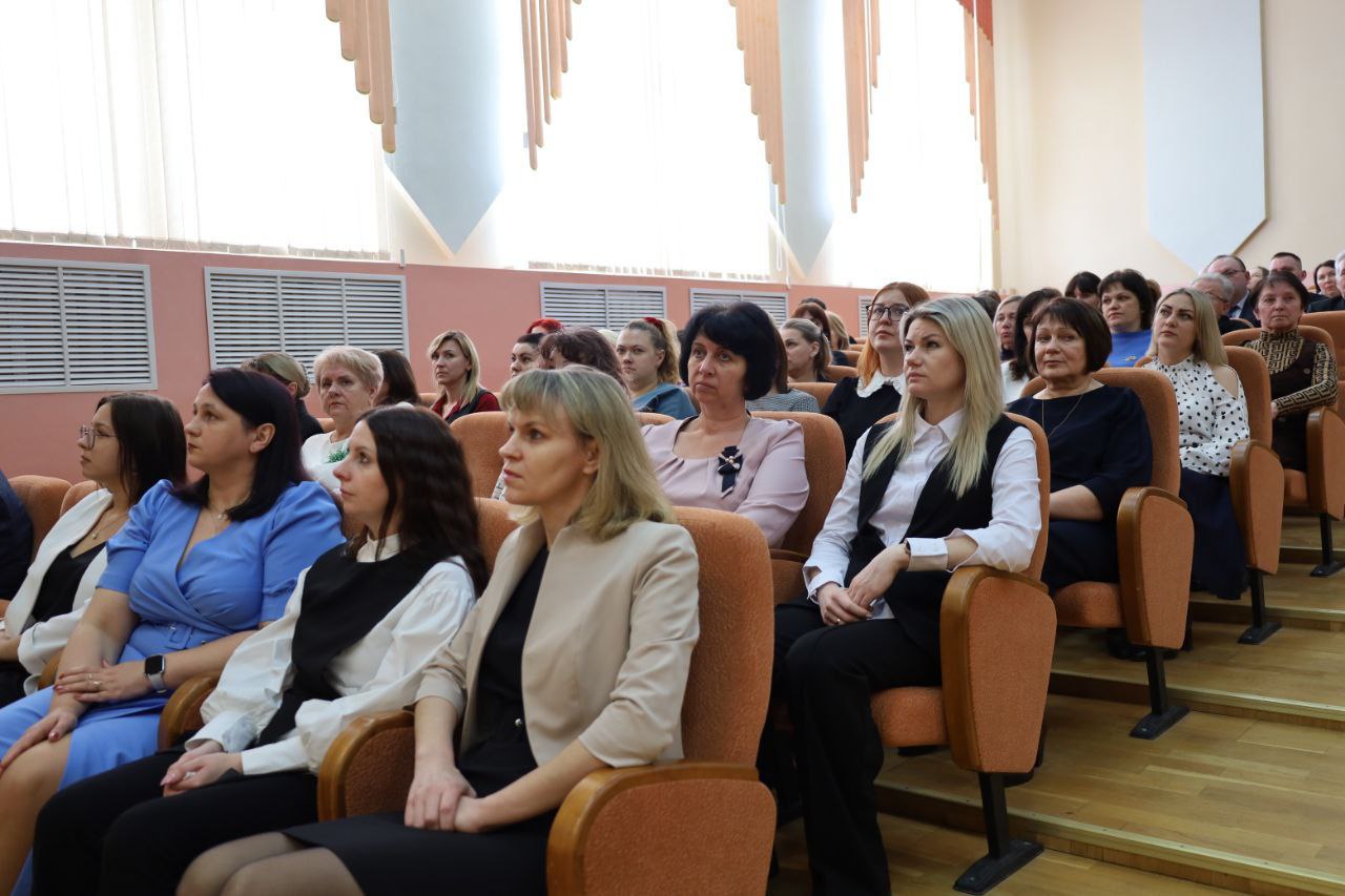 segodnya-proshlo-zasedanie-itogovogo-soveta-otdela-po-obrazovaniyu-beshenkovichskogo-rayispolkoma_2