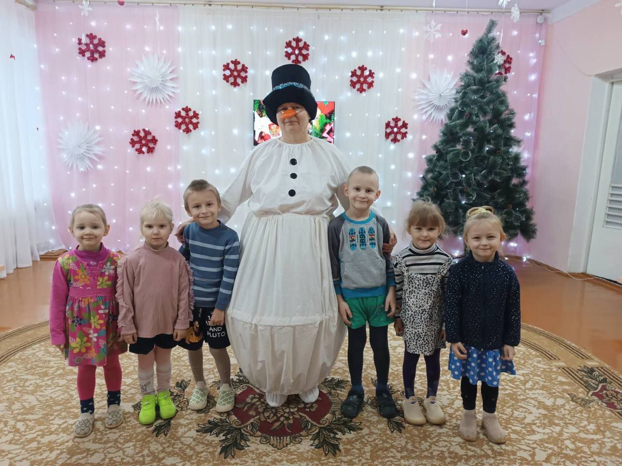 volshebnaya-atmosfera-prazdnika-tsarila-segodnya-i-v-uchrezhdeniyakh-doshkolnogo-obrazovaniya-rayona_1